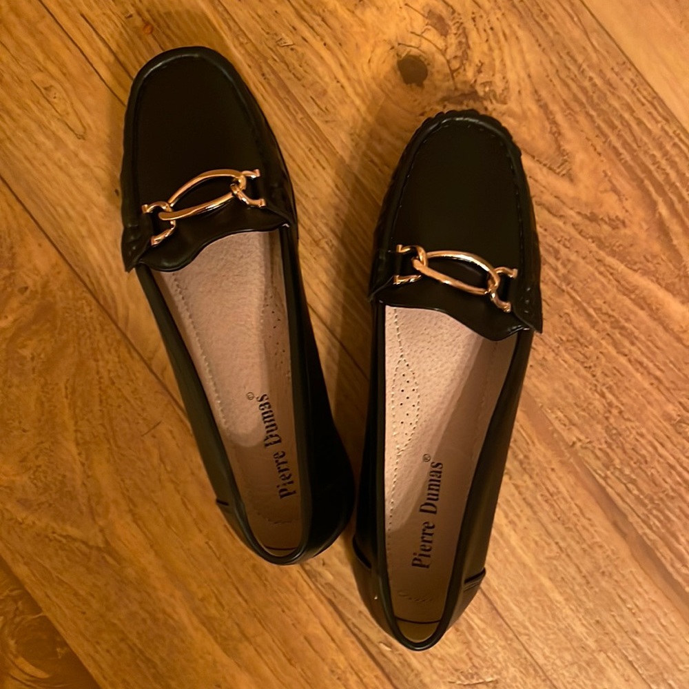 Black- Pierre Dumas- Gold chain detail